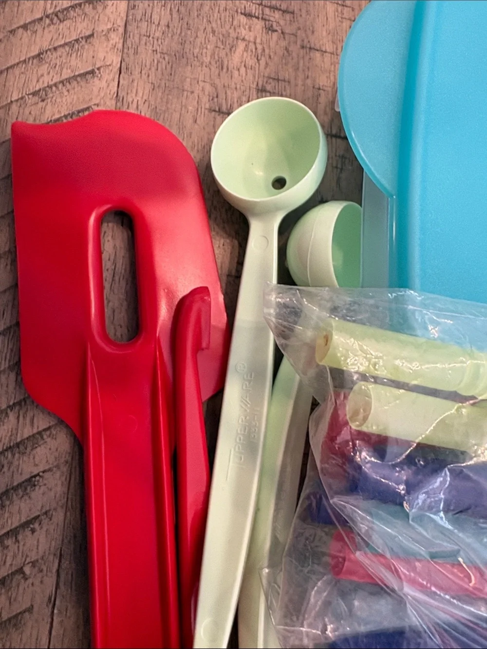 Tupperware Multi-Piece Food Storage & Kitchen Accessory Set - Blue, Coral 750